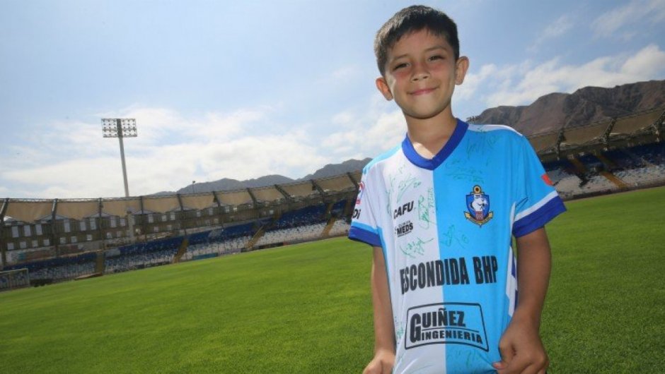 Tomás Collaos pudo compartir con el plantel de Deportes Antofagasta. (Foto: Matías Quilodrán). 