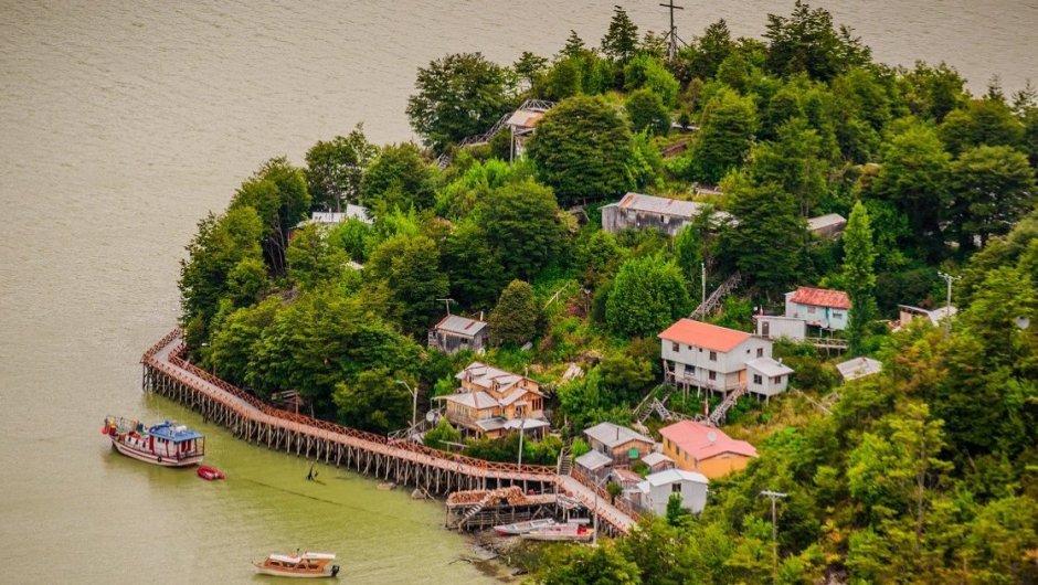 Imagen de contexto de Caleta Tortel. (Foto: patagoniablue).